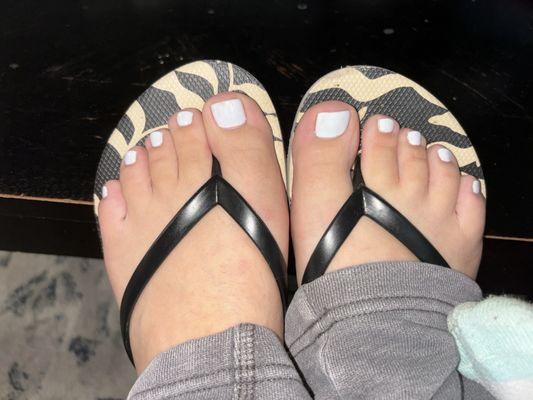 Milk & honey spa gel pedicure