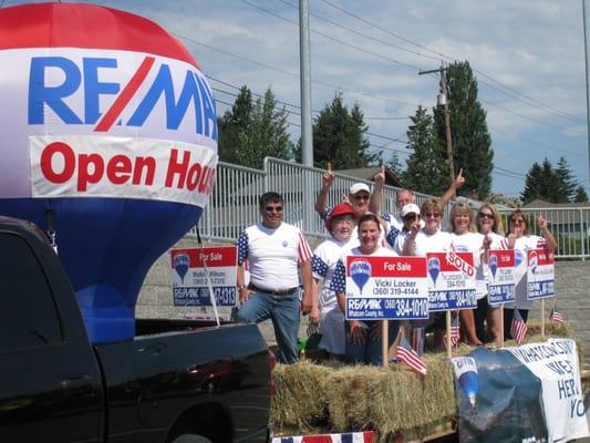 Summer promotion of RE/MAX Whatcom County Inc. and our great agents.