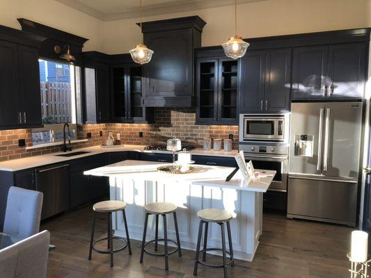 Gorgeous home with a great kitchen!