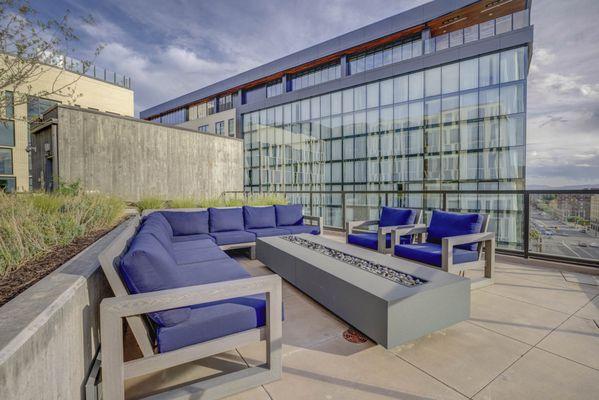 Outdoor lounge area with firepit