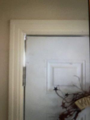 Cracks in doorframe