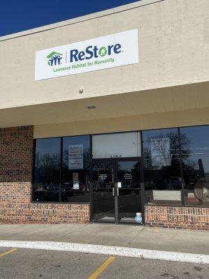 Lawrence Habitat ReStore