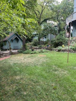 Treehouse Cottages Garden patio