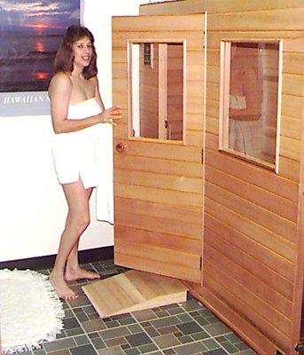 Infra Red Sauna - private room with shower - Large 4 persons!