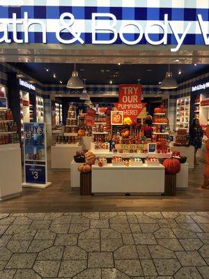 Commercial floor at bath and body works @ Meadow wood mall