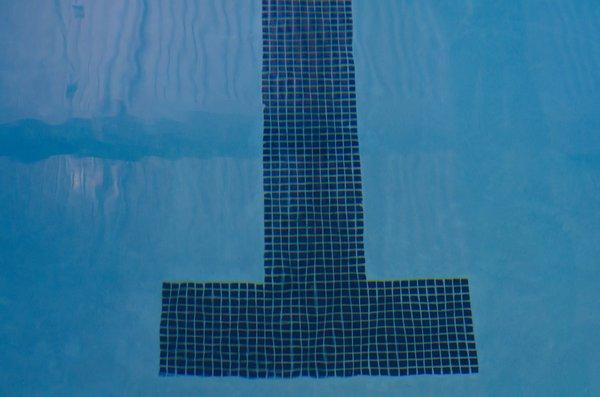 The line on the bottom of the pool.