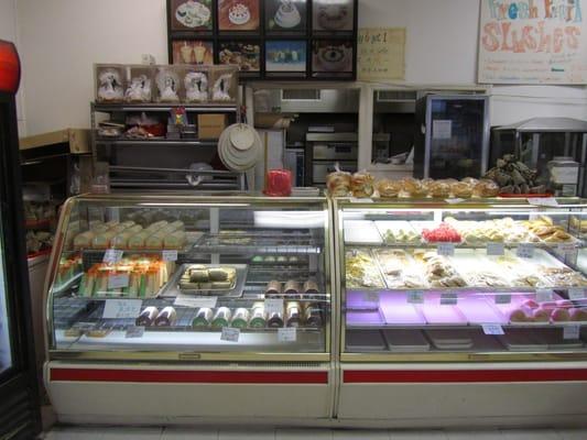 New Asia Bakery