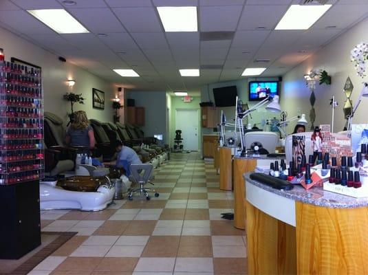 Nail tip & spa on north lindbergh