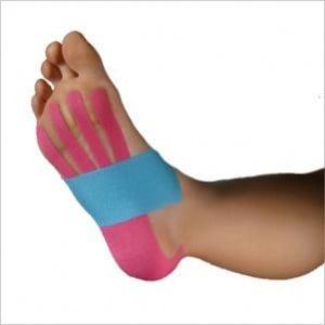 Kathy is certified in Kinesiology taping.