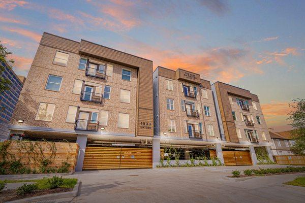 Front Entrance to Nest On Dryden Apartments