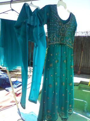 Handmade outfit from India for women. Teal