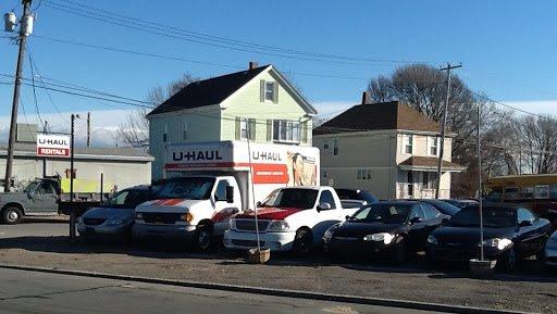 U-Haul Neighborhood Dealer