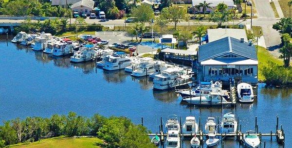 Ideal location at the end of the Manatee Pocket.