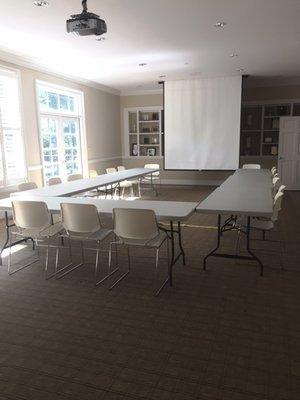 Board room (meeting set-up).