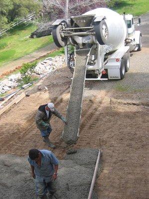 Pouring Concrete for Driveway Carmichael, California