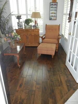 Tea Leaf - Hickory Engineered Hardwood floor from Heirloom  Collection by Hallmark Floors