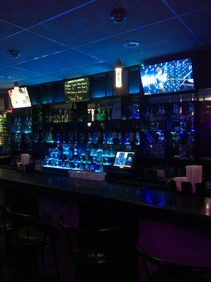 Tipsy's Bar and lounge