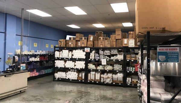 Large Offering of Paper, Plastic & Foam Food Service Products