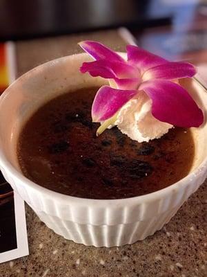 Cafe sua da creme brule.