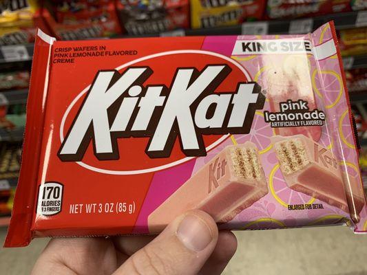 Pink Lemonade KitKat!