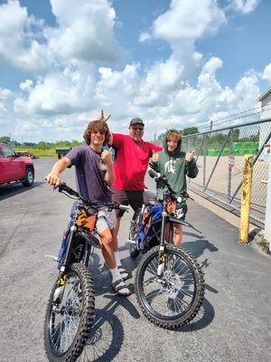 Congrats to these two lucky young Gentlemen on the purchase of their new Surron Light Bee X.