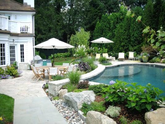 How to create a relaxing poolside patio.