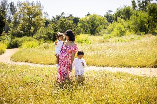 Maternity session with children in Rancho Cucamonga, CA