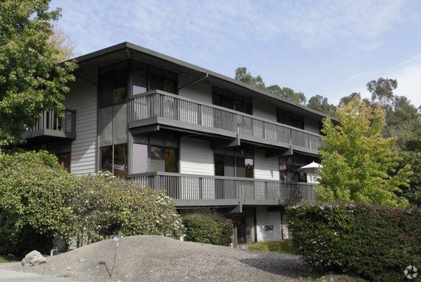 Quiet Upscale location in Walnut Creek