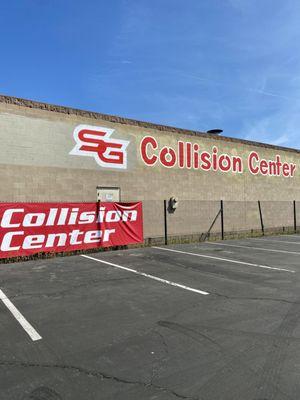 auto body collision damage repair shop