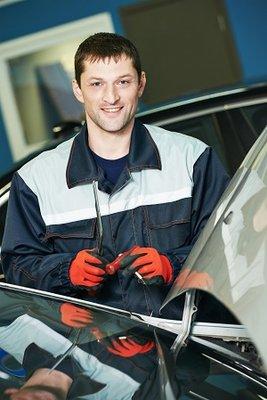 Call National Glass Experts Huntington Beach, CA for a free windshield replacement quote now!