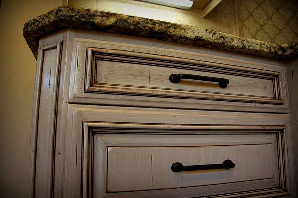 J M Custom Cabinets & Furniture