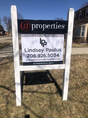 The @properties signs make a great impression!