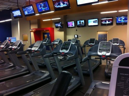 I love the YMCA. Amazing staff, equipment, and group classes. Added bonus - there's a Subway inside the Y.