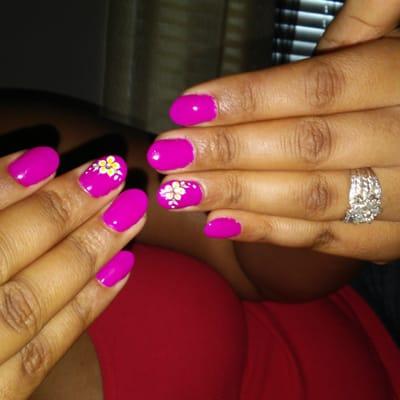 Luxury Nails & Spa