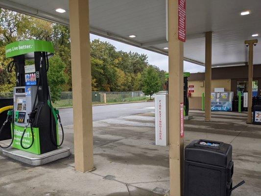 Walmart Fuel Station, Clarksville