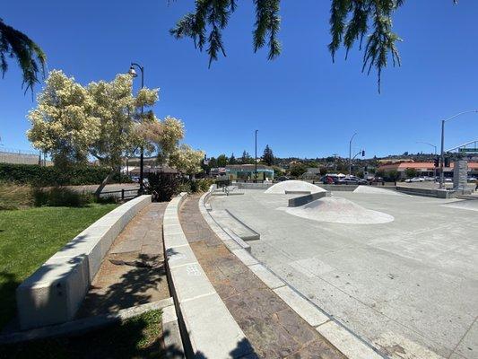 Wide lens view. Don't let it fool you it's a very small park.