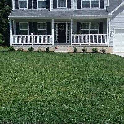 Fertilization and weed control programs for the perfect lawn