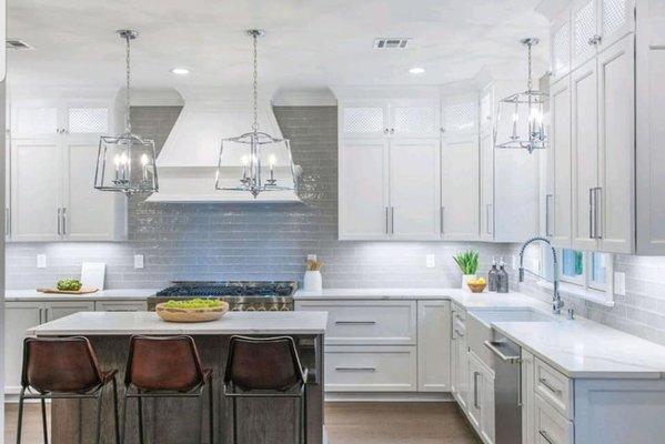 Custom Kitchen Cabinets