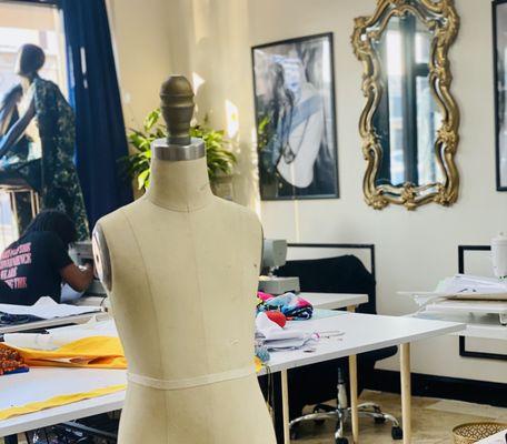 "Faraj Couture is offering sewing classes. #sewing #classes"