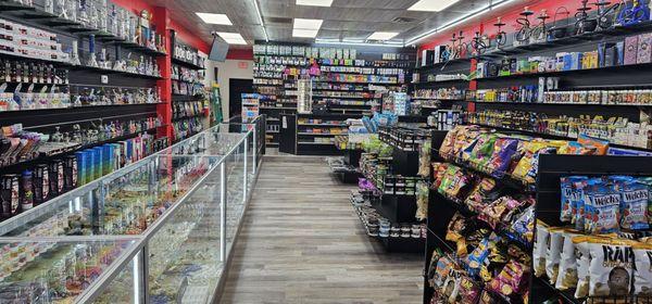 They have everything you need vape , Hookah , boverage and snacks