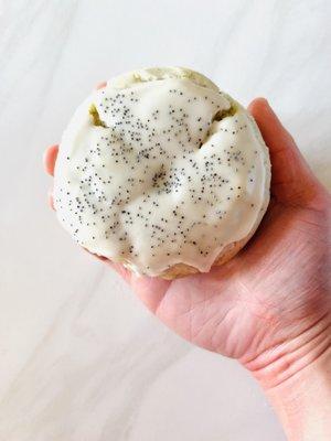 Vegan Lemon Poppy Seed Cookie