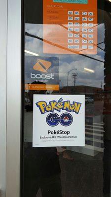 Aaaawwwwryt!  Customer service and a Pokémon stop?!  Whaaaaaaa!