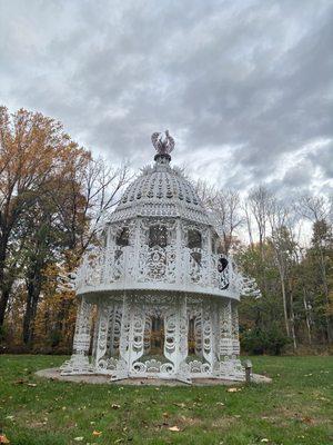 Outdoor art installations on Wisdom Trail