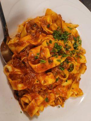 Parpadelle bolognese