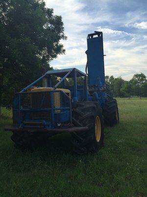 4x4 Rig to reach almost anywhere!