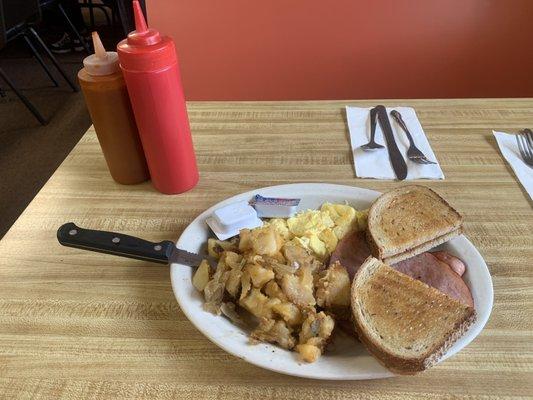 Ham, eggs, homefries, and toast