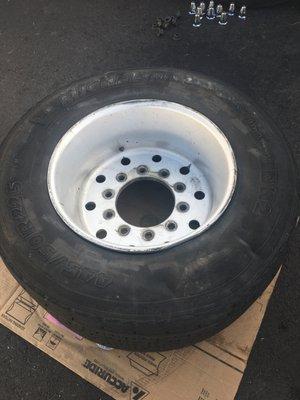 24 hour truck tire repair