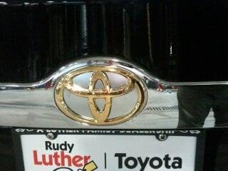 Toyota emblem