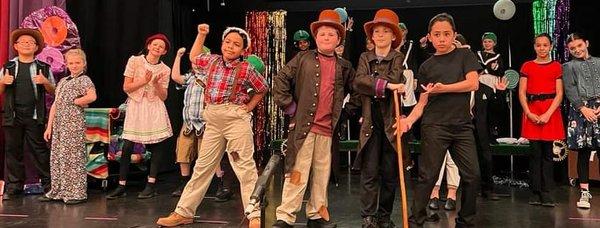 Millhopper's Spotlight Kids Thespian Troupe perform Willie Wonka!