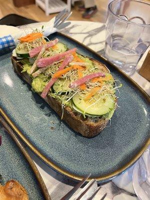 Avocado toast